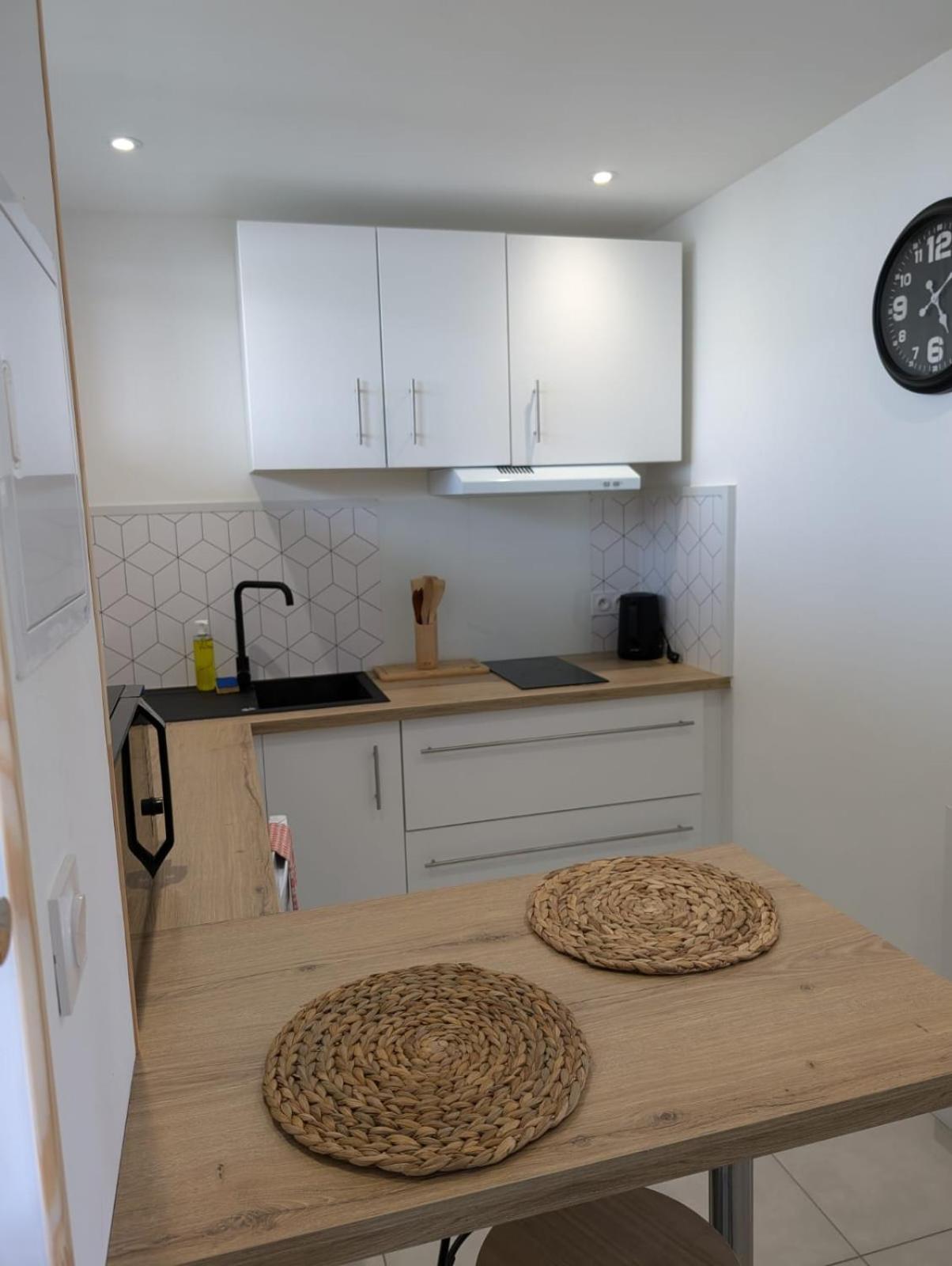 Studio De Charme Cosy Centre-Ville Тарб Екстер'єр фото